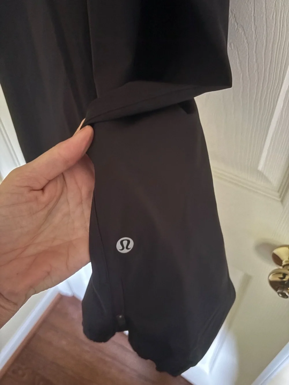 Lululemon cropped track style pants
